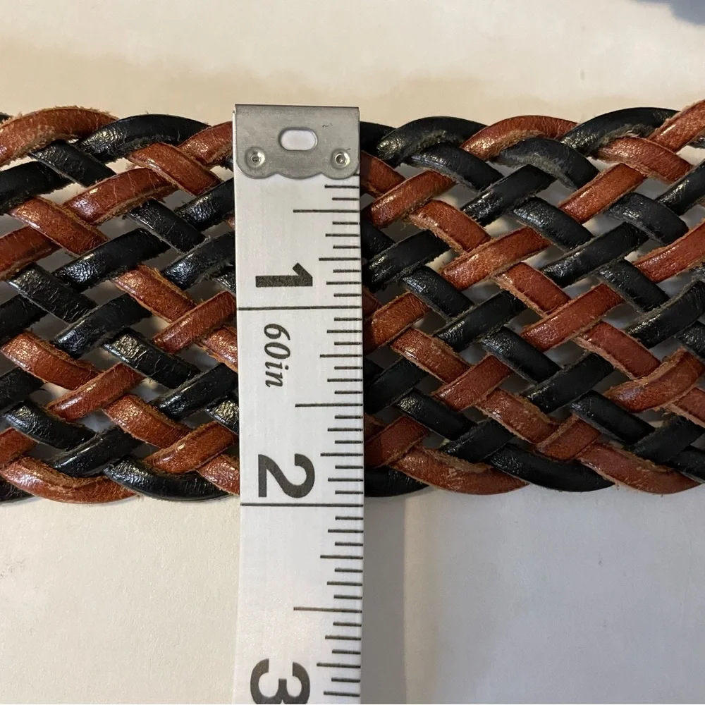 Vintage R.O.C. Brown/Black Weave Braid Leather Enamel Buckle Western Belt Medium